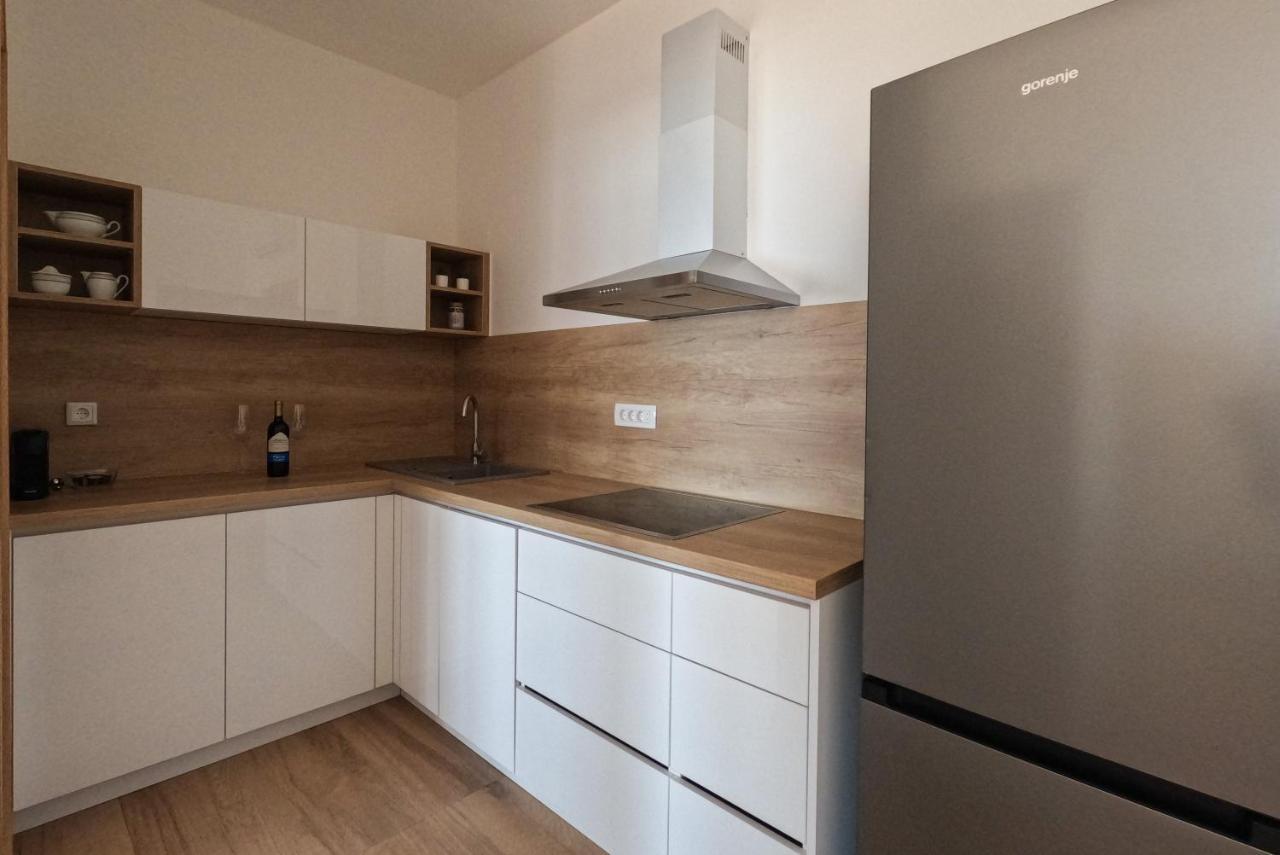 Sea And Mountain View Apartments Duće Zewnętrze zdjęcie