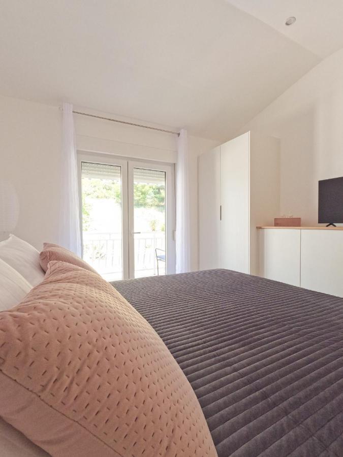 Sea And Mountain View Apartments Duće Zewnętrze zdjęcie