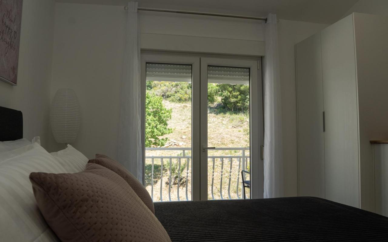 Sea And Mountain View Apartments Duće Zewnętrze zdjęcie